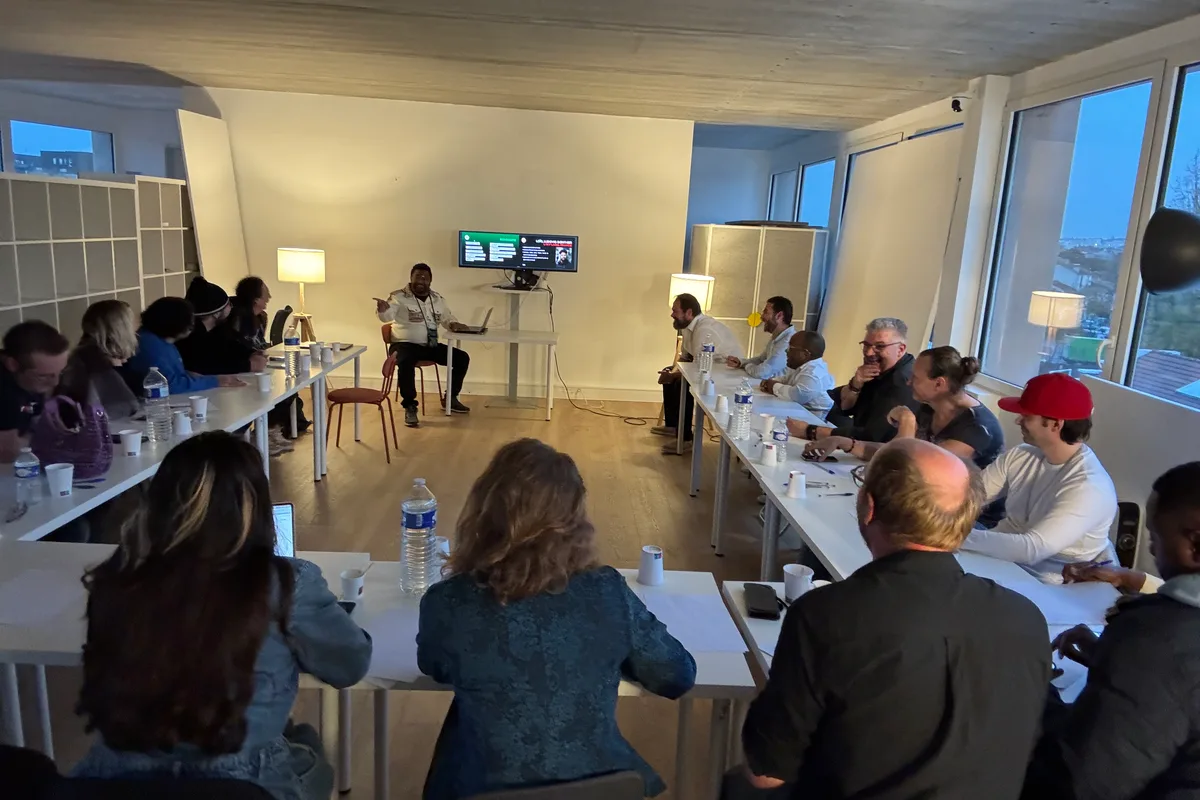 Intermittent du spectacle : peut-on devenir producteur ou éditeur sans perdre ses droits